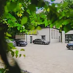 Bozen W Juracie Hotel *